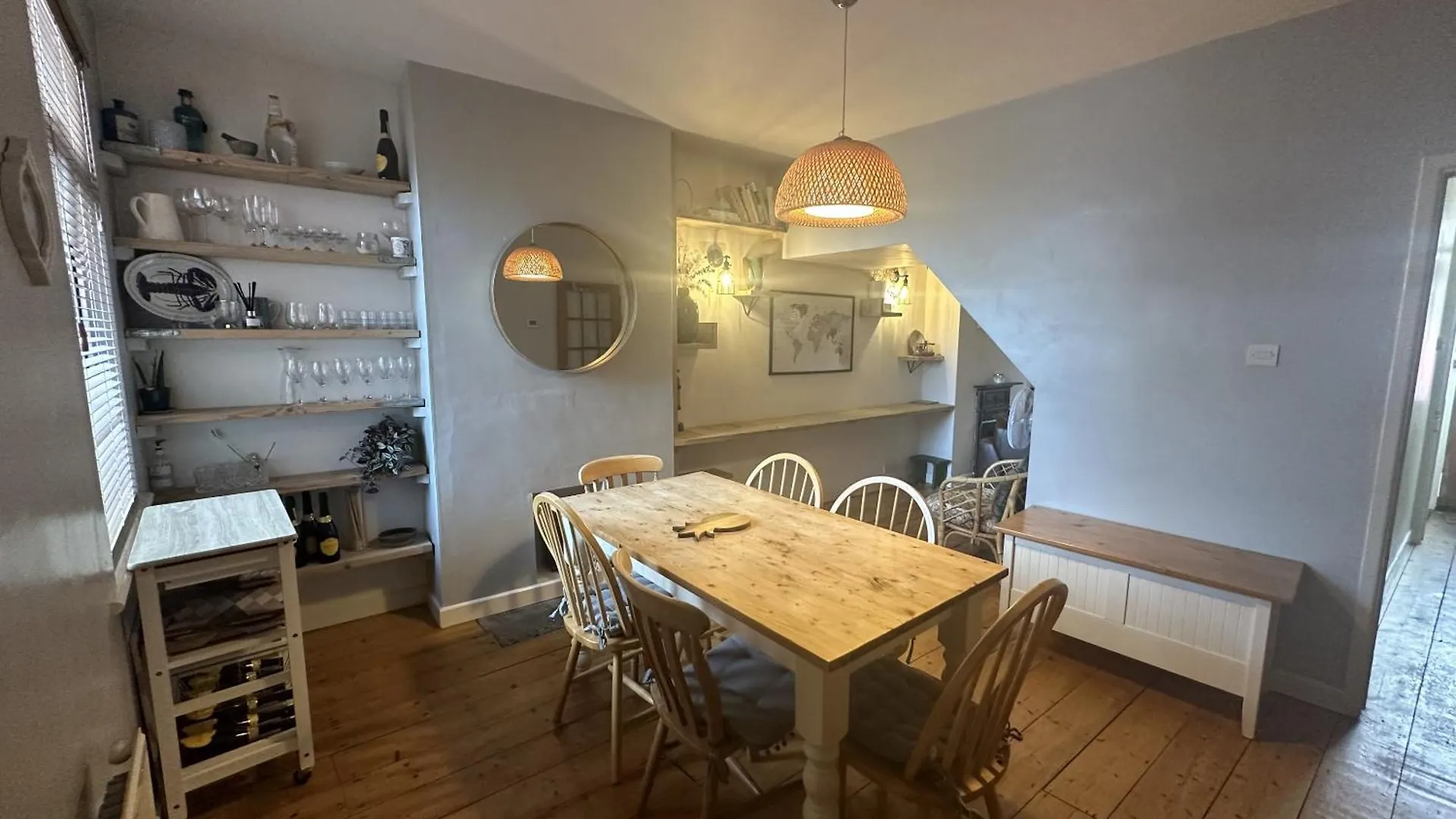 Serene Bristol Home With Sunny Patio Garden 0*,  United Kingdom